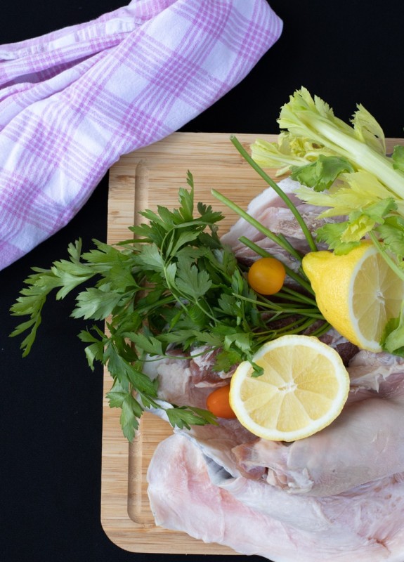 Tête de Veau Sauce Ravigote, Pommes Vapeur et Carottes